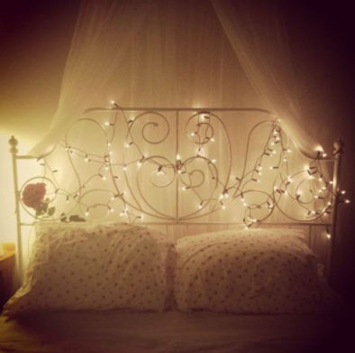fairy lights in bedroom
